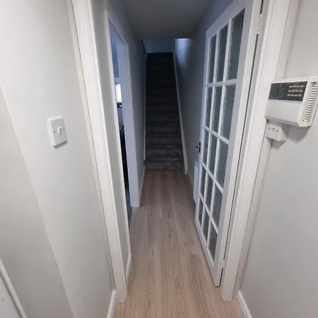 Sheffield Edge Hideaway Apartment Mosborough Exterior photo