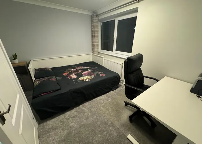 Sheffield Edge Hideaway