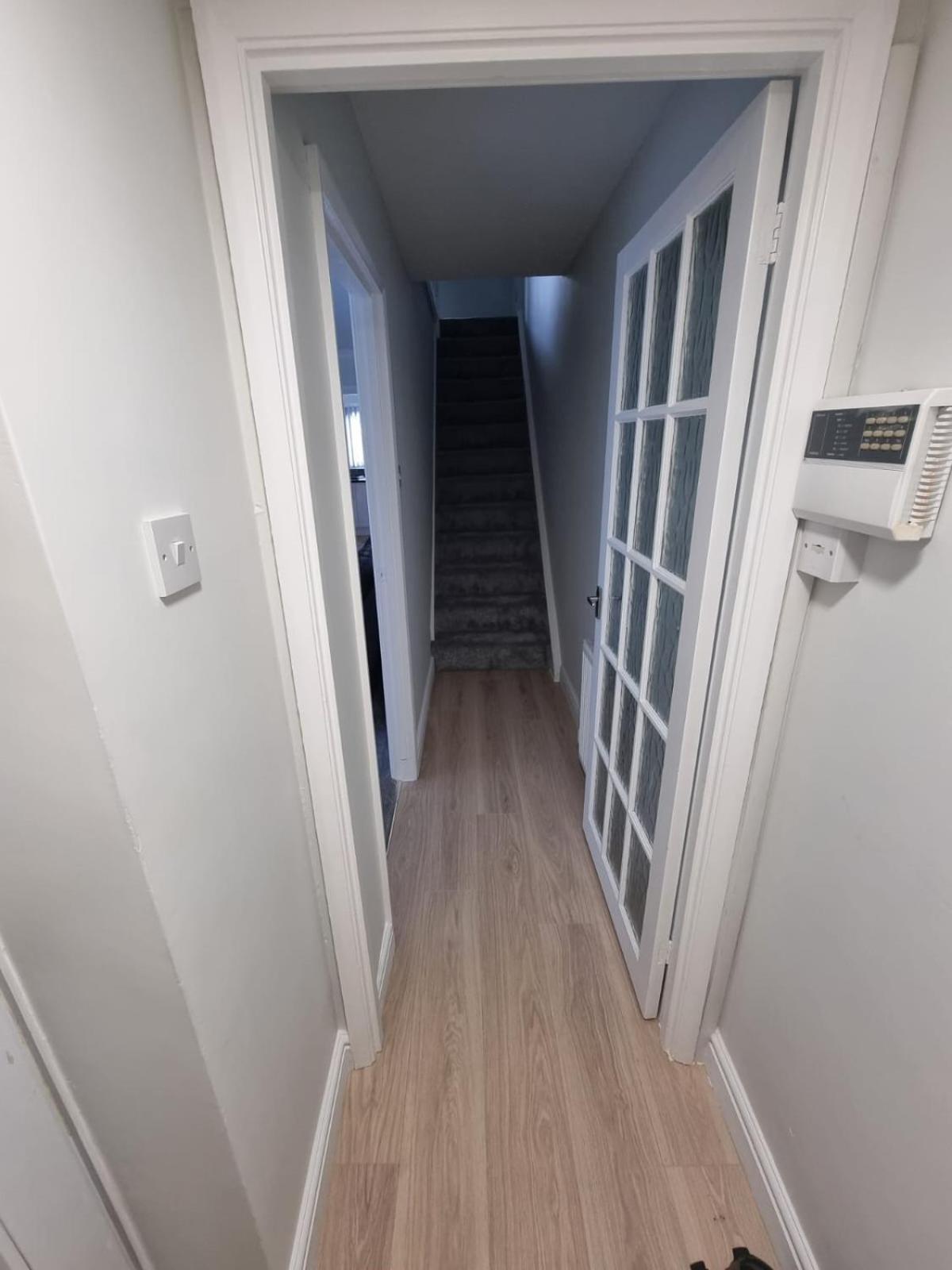 Sheffield Edge Hideaway