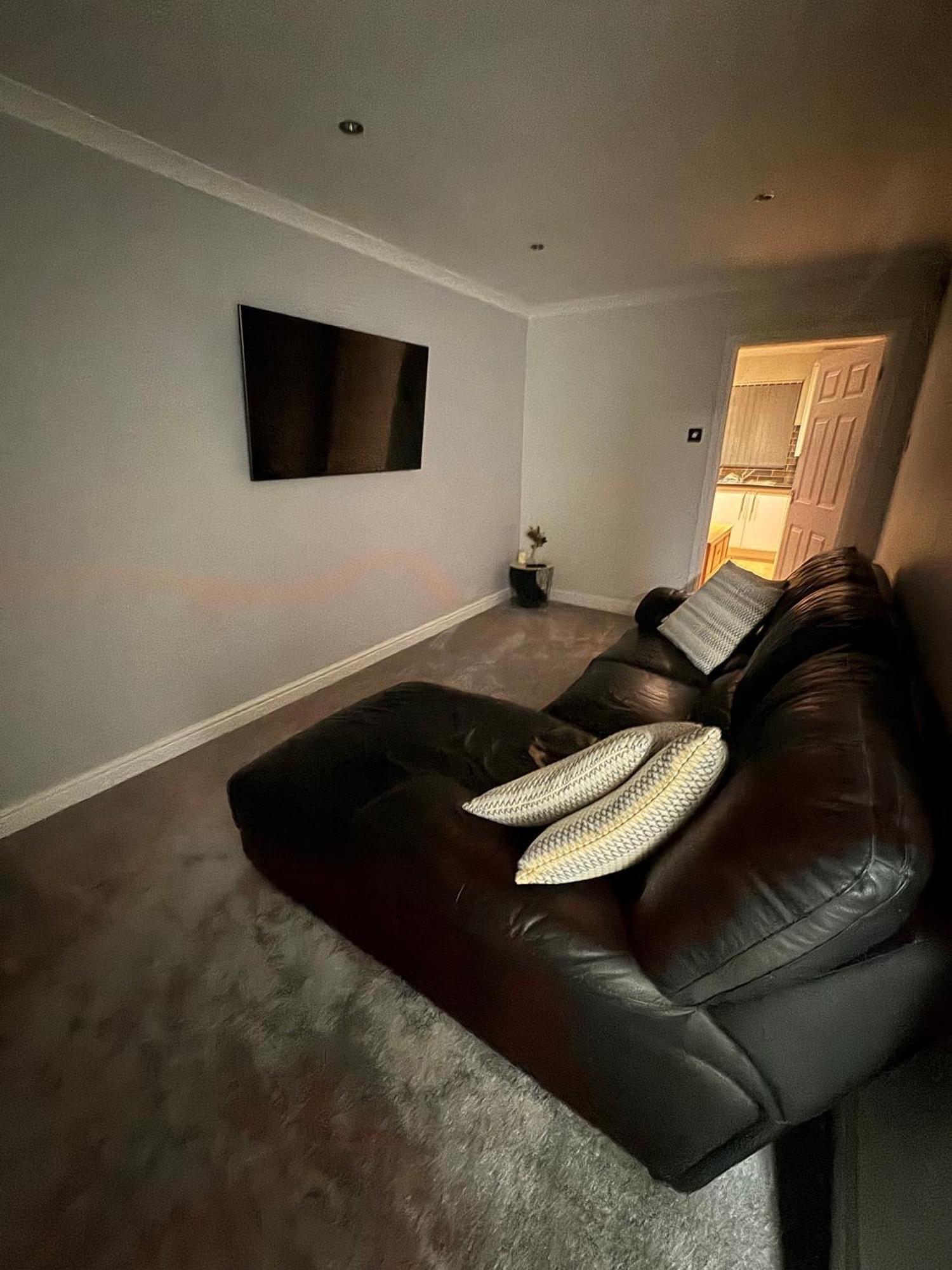 Sheffield Edge Hideaway Apartment *
